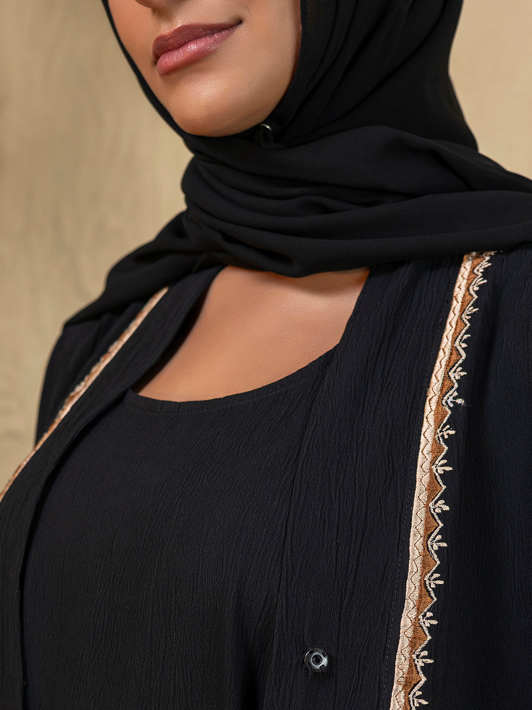 Midnight Thread Abaya