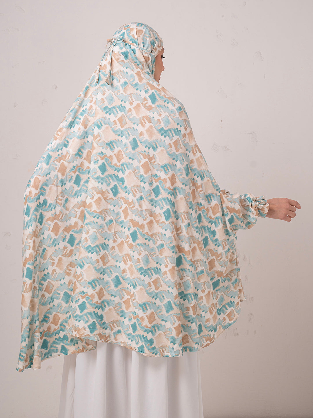 Soft Blossom Khimar