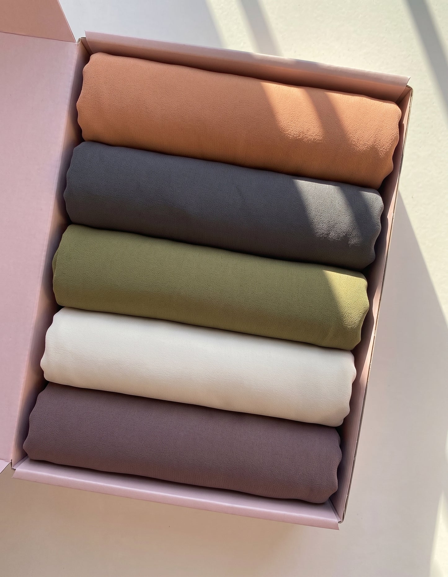 Premium chiffon fabric hijab set – soft texture by Mawdeest