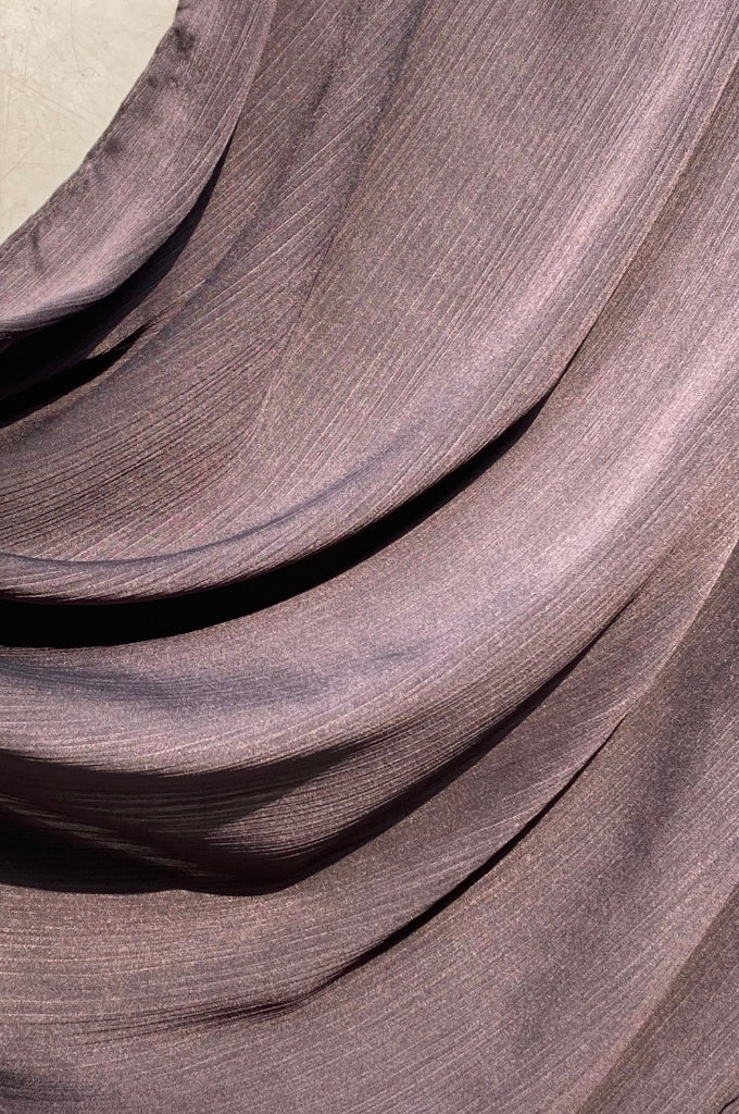 Crinkle Silk Satin Hijab - Charcoal Grey - Mawdeest