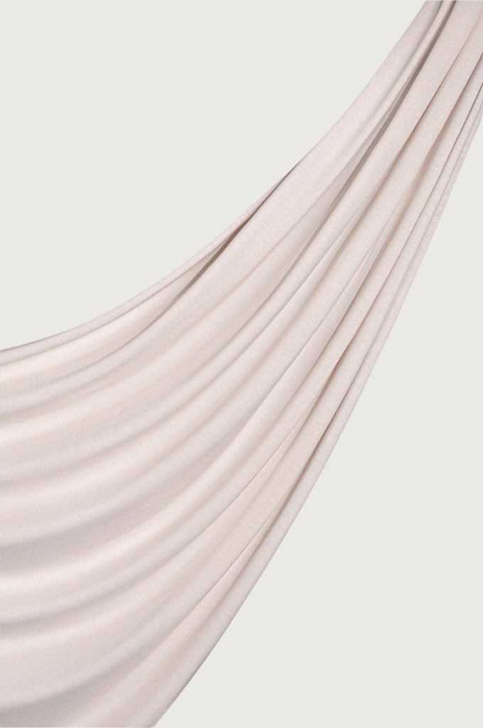 Premium jersey hijab in powder beige, neutral breathable soft jersey hijab Mawdeest