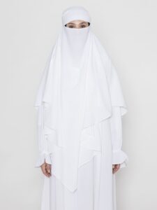 White abaya by Mawdeest 