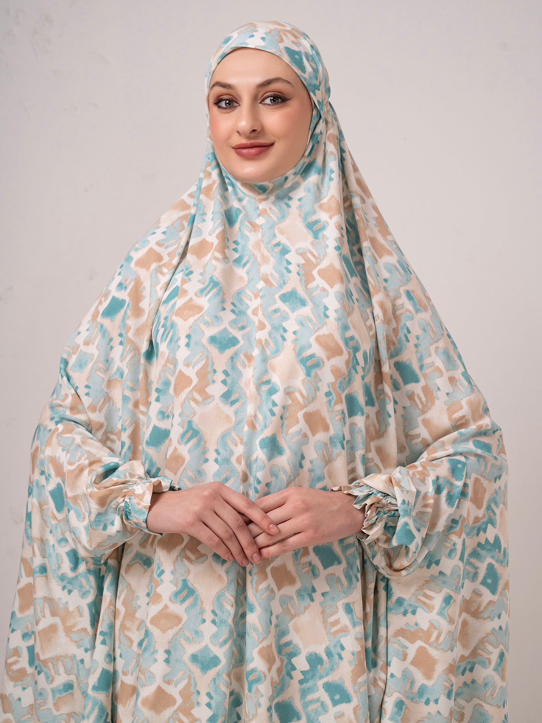 Soft Blossom Khimar