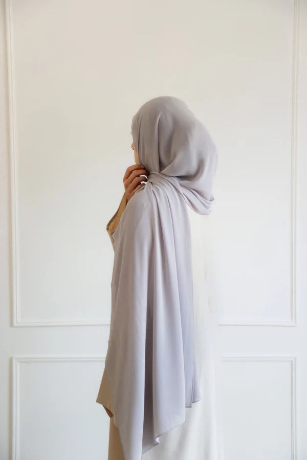 Premium grey chiffon fabric hijab set – soft texture by Mawdeest