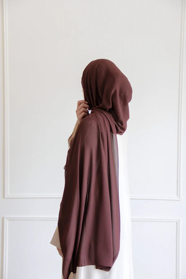 Lightweight dark brown chiffon hijab set for daily wear – Mawdeest India