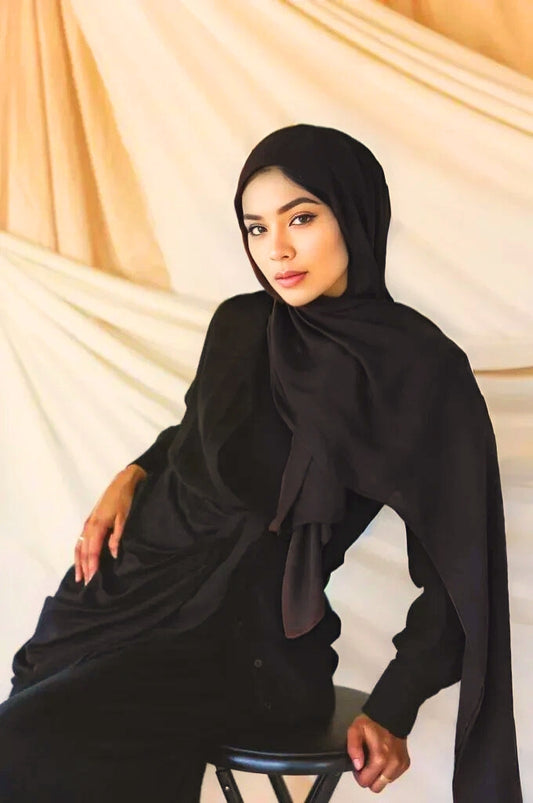 Black everyday cotton hijab shop online India premium soft breathable modest wear hijab for women – Mawdeest
