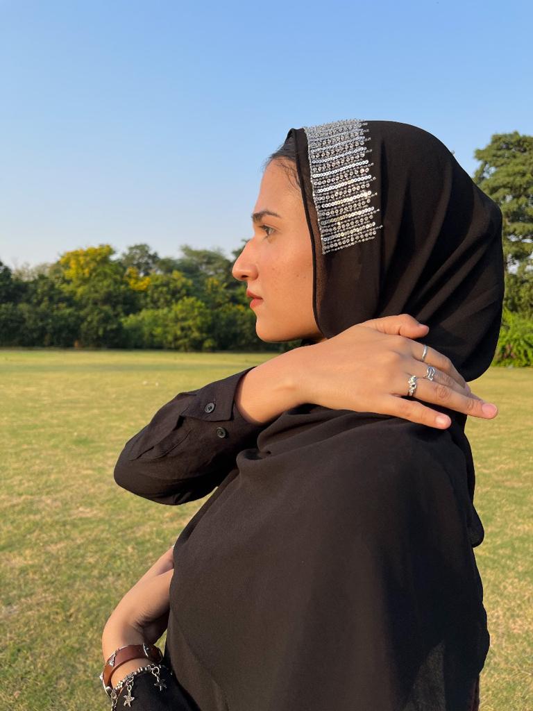 Black sparkle hijab for party wear, premium shimmer hijab India, luxury modest fashion evening hijab Mawdeest
