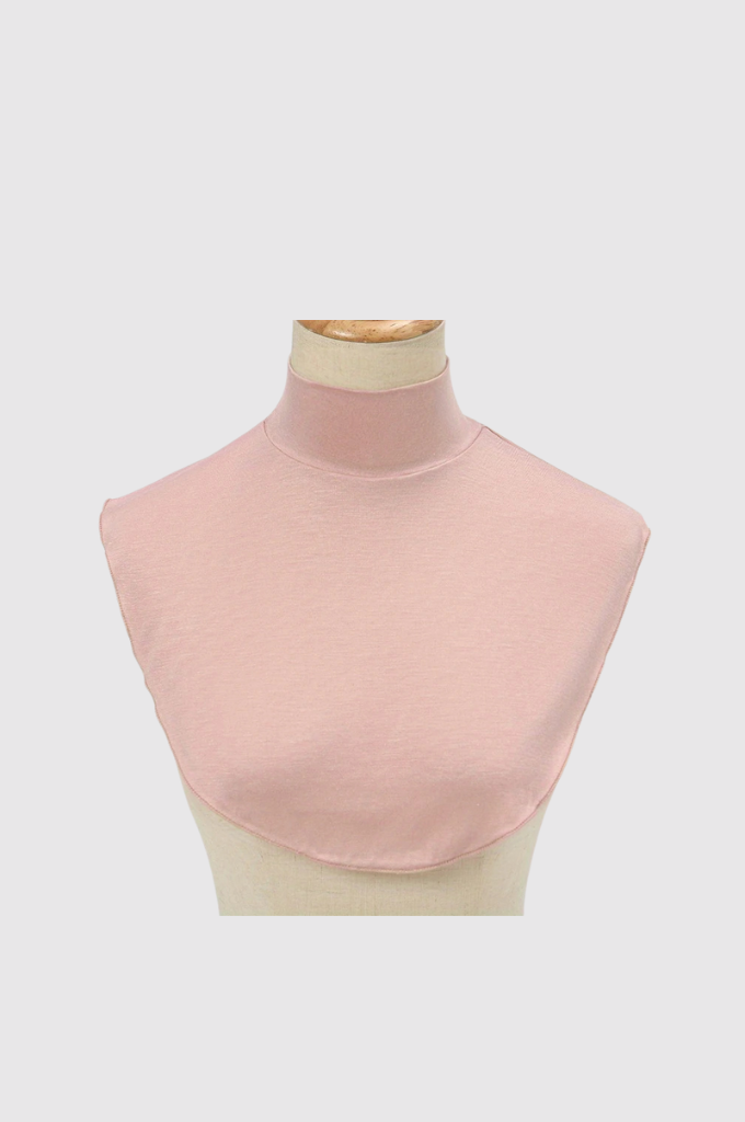 Pink turtleneck hijab neck cover for stylish hijabi modest wear full neck coverage and layered fashion in India by Mawdeest
