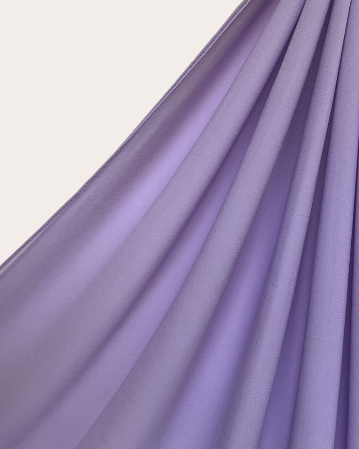 Lavender chiffon hijab scarf for women by Mawdeest