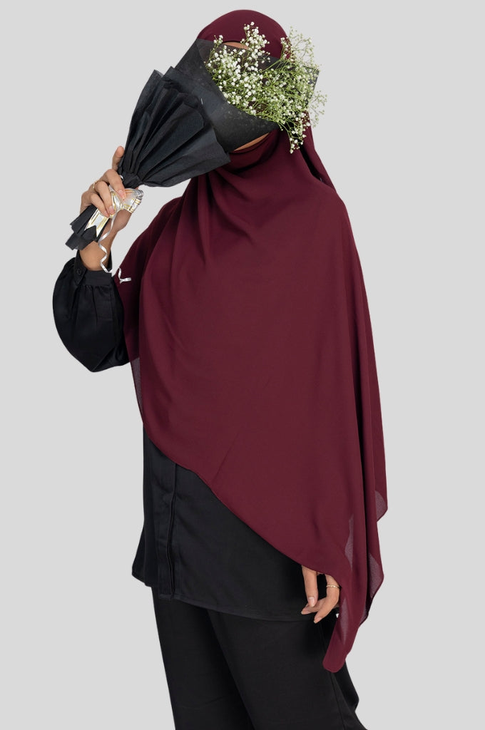 Burgundy chiffon hijab for women by Mawdeest
