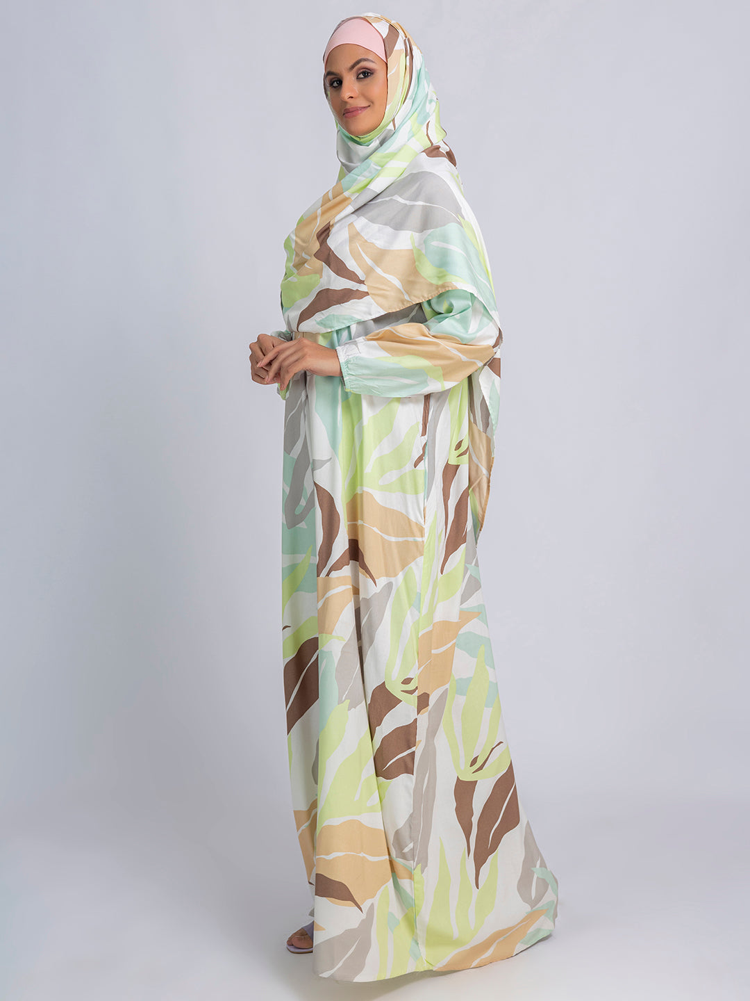 Pastel leaf print prayer gown for women India, lightweight modest namaz wear Islamic dress Mawdeest