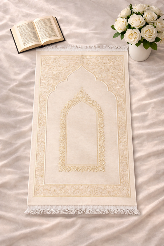 Off white Turkish janamaz prayer mat elegant Islamic namaz mat soft premium prayer mat India