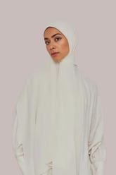 Premium chiffon fabric hijab set – soft texture by Mawdeest