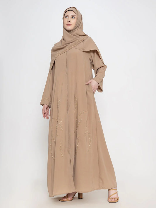 Embroidered abaya by Mawdeest 