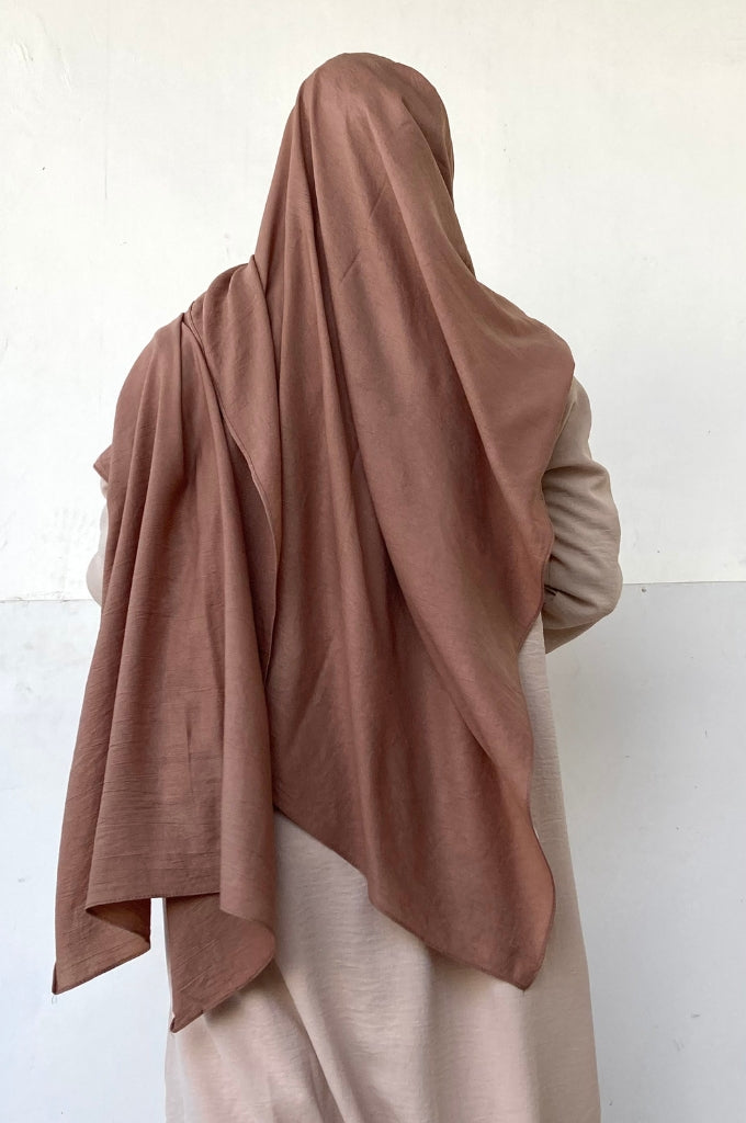 Malaysian Cotton Hijab - Taupe Brown - Mawdeest 