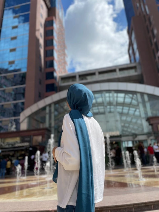 Blue chiffon hijab for women by Mawdeest

